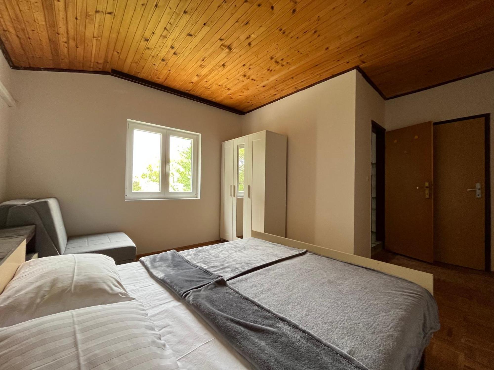 Babic Apartma Rab Town